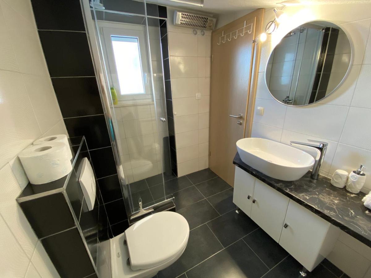 Ferienwohnung Ana Marija Solin Exterior foto